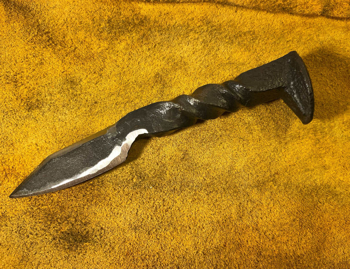 Spike Knives